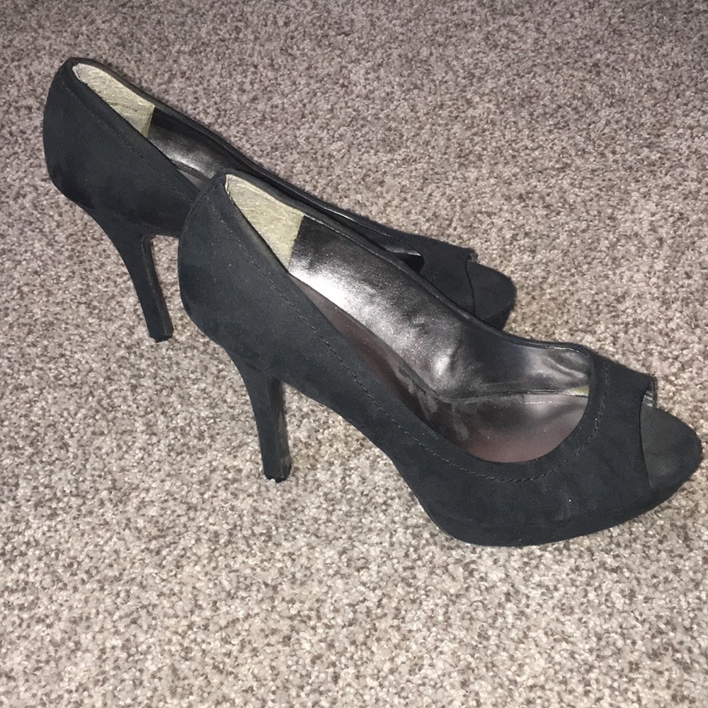 Black heels 💕
